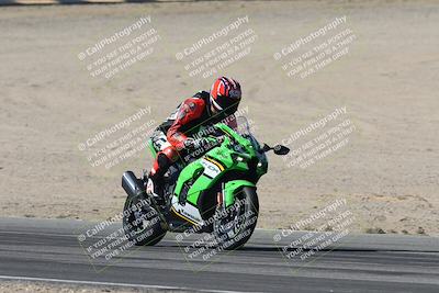 media/Oct-30-2025-Racers Edge (Thu) [[dabbdaf680]]/3-B Group/Session 2 (Bowl Exit)/